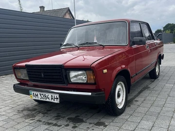 Авто ВАЗ 2107 1990 № 8975871