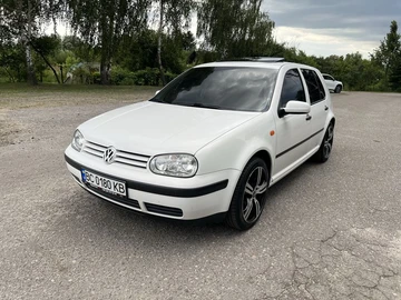 Авто Volkswagen Golf 1998 № 8976009