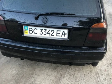 Авто Volkswagen Golf 1998 № 8976015