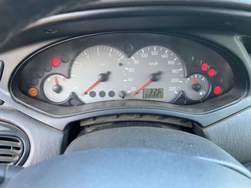 Авто Ford Focus 2000 № 8976053