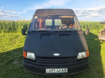 Авто Ford Transit 1988 № 8976067