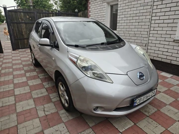 Авто Nissan Leaf 2011 № 8976114