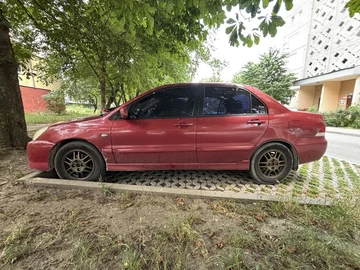 Авто Mitsubishi Lancer 2005 № 8976115