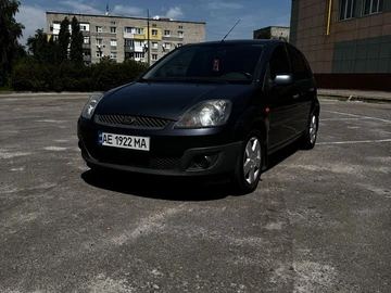 Авто Ford Fiesta 2007 № 8976122