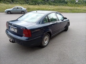 Авто Volkswagen Passat Sedan 2000 № 8976209