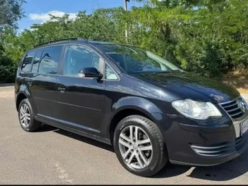 Авто Volkswagen Touran 2007 № 8976251