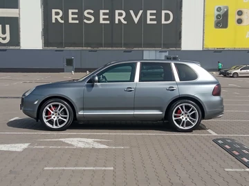 Авто Porsche Cayenne Turbo 2003 № 8976307