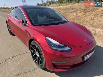 Авто Tesla Model 3 2019 № 8976354
