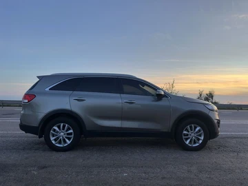 Авто KIA Sorento 2017 № 8976392