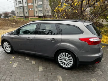 Авто Ford Focus 2013 № 8976461