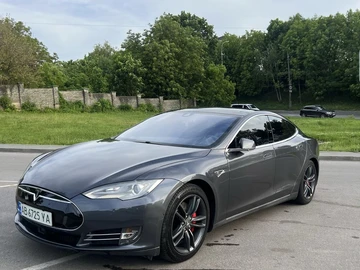 Авто Tesla Model S 2015 № 8976506