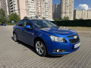 Авто Chevrolet Cruze 2011 № 8976579