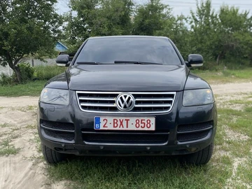 Авто Volkswagen Touareg 2004 № 8976590