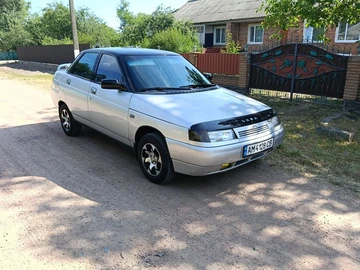Авто ВАЗ 2110 2005 № 8976595