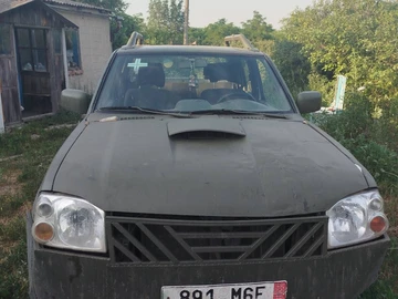 Авто Nissan Navara 2004 № 8976715