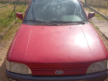 Авто Ford Escort 2000 № 8976766