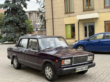 Авто ВАЗ 2107 2000 № 8976968