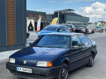 Авто Volkswagen Passat Sedan 1992 № 8976976