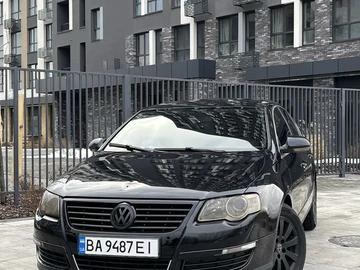 Авто Volkswagen Passat Sedan 2005 № 8977141