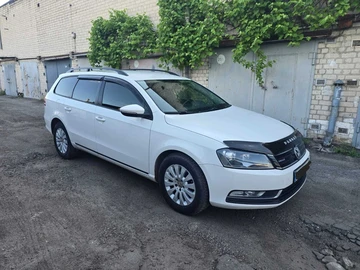 Авто Volkswagen Passat Variant 2013 № 8977282