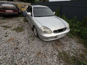 Авто Daewoo Nubira 2000 № 8977291