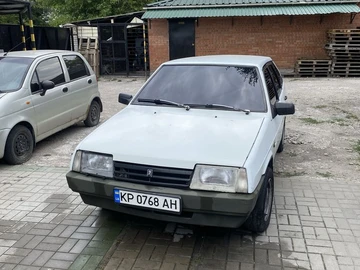Авто ВАЗ 21093 1990 № 8977307
