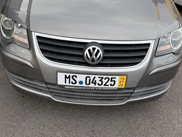 Авто Volkswagen Touran 2011 № 8977353