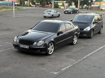 Авто Mercedes E Серия 2003 № 8977408