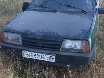 Авто ВАЗ 2109 1989 № 8977475