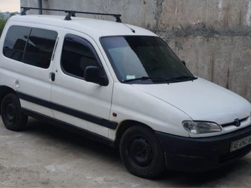 Авто Peugeot Partner 1998 № 8977588