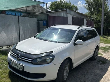 Авто Volkswagen Golf 2010 № 8977729