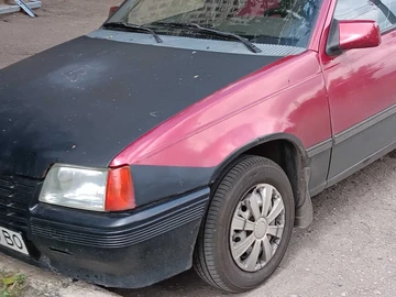 Авто Opel Kadett 1988 № 8977732