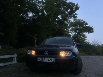 Авто Volkswagen Golf 2005 № 8977734