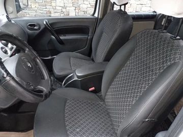 Авто Renault Kangoo Passenger 2012 № 8977811