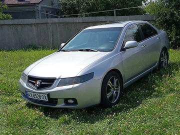 Авто Honda Accord 2004 № 8977868