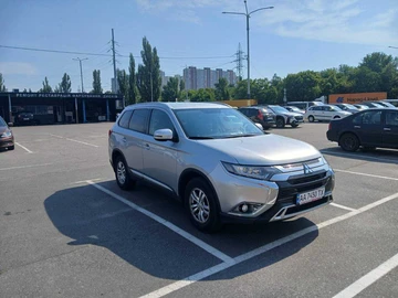 Авто Mitsubishi Outlander 2018 № 8977905