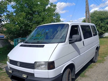 Авто Volkswagen Transporter 1993 № 8977991