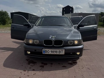 Авто BMW 5 Серия 2001 № 8978136
