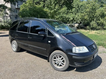 Авто Volkswagen Sharan 2003 № 8978156