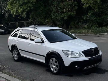 Авто Skoda Octavia Scout 2011 № 8978400