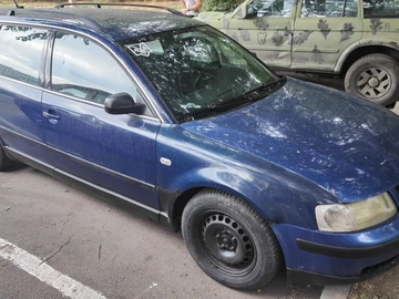 Авто Volkswagen Passat Variant 2002 № 8978412