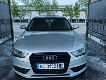 Авто Audi A4 2012 № 8978436