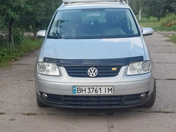 Авто Volkswagen Touran 2006 № 8978668