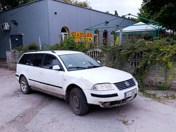Авто Volkswagen Passat Variant 1998 № 8978693
