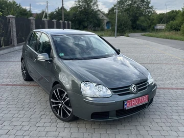 Авто Volkswagen Golf 2004 № 8978731