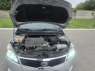 Авто KIA Cee X27 D 2010 № 8978775