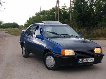 Авто Opel Kadett 1990 № 8978922
