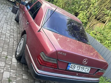 Авто Mercedes E Серия 1990 № 8978935