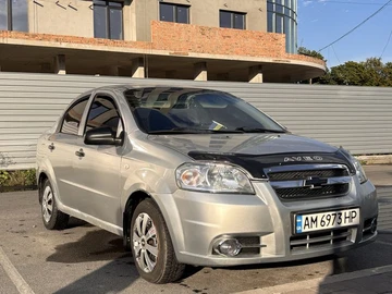 Авто Chevrolet Aveo 2007 № 8978936