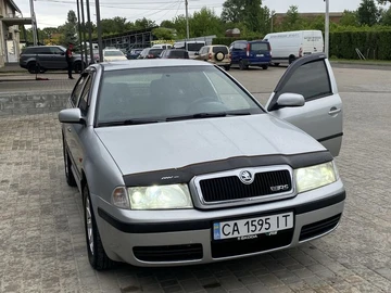 Авто Skoda Octavia 2002 № 8979020